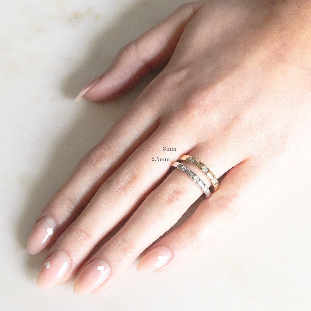 The Court Shape Wedding Band with Three Diamonds – Holts Jewellery