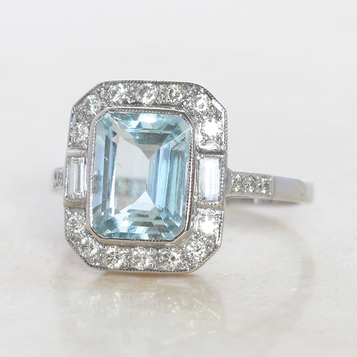 Art Deco Style 2.40 Carat Aquamarine and Diamond Cluster