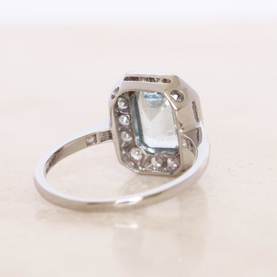 Art Deco Style 2.40 Carat Aquamarine and Diamond Cluster