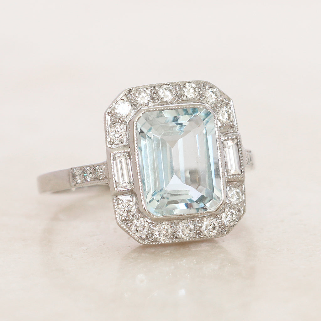 Art Deco Style 2.40 Carat Aquamarine and Diamond Cluster