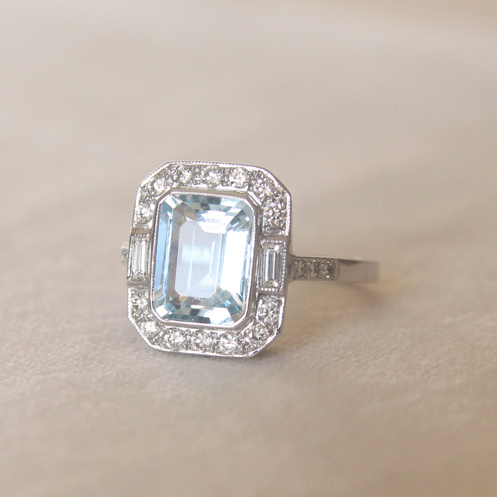 Art Deco Style 2.40 Carat Aquamarine and Diamond Cluster