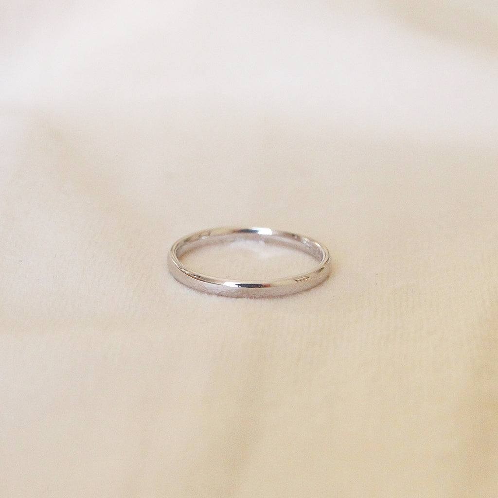 The Court Shape Wedding Band