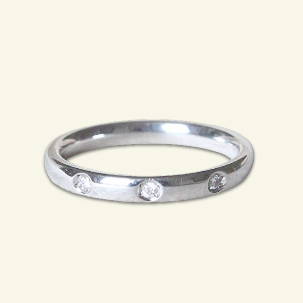 The Court Shape Wedding Band with Three Diamonds