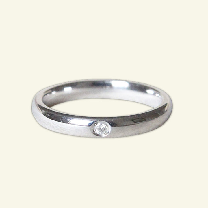 The Court Shape Wedding Band with Single Diamond