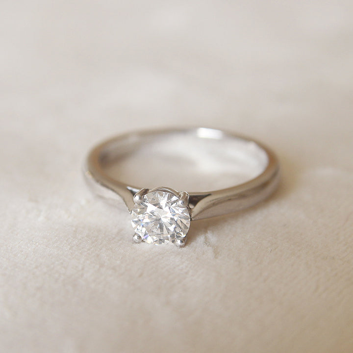 Contemporary 0.70 Carat Brilliant Cut Diamond Solitaire
