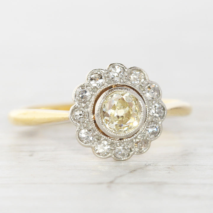 Edwardian 0.69 Carat Old Cut Diamond Daisy Cluster