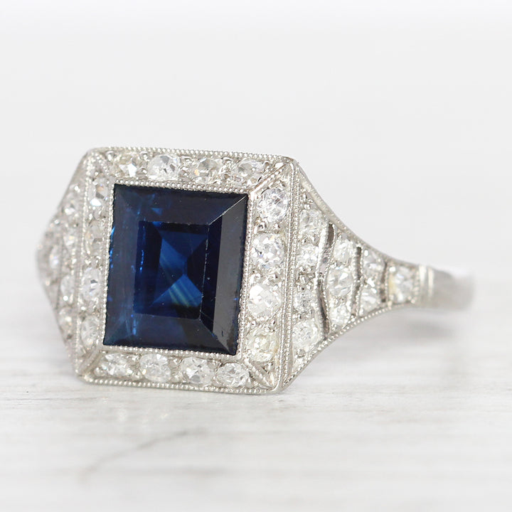 French Art Deco 2.45 Carat Sapphire and Old Cut Diamond Cluster