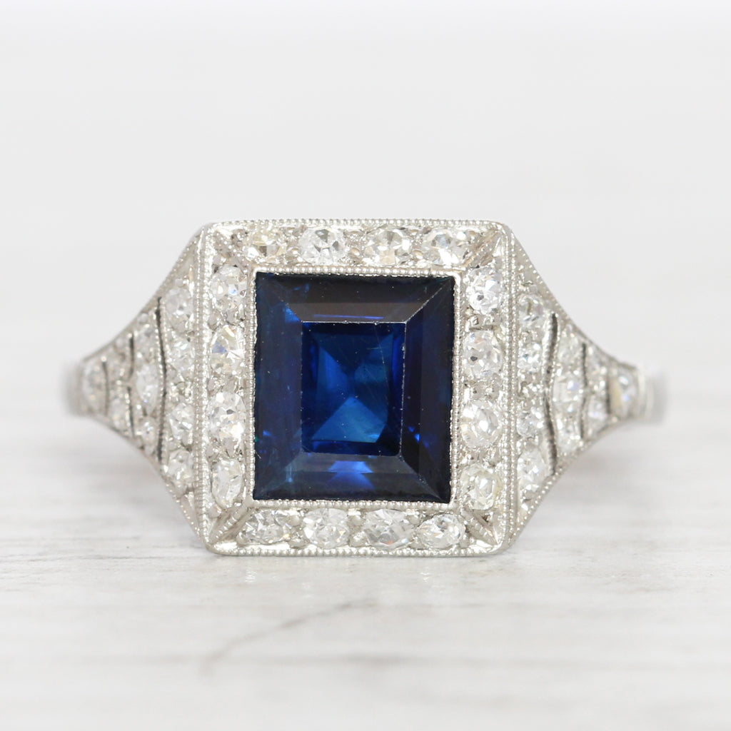 French Art Deco 2.45 Carat Sapphire and Old Cut Diamond Cluster