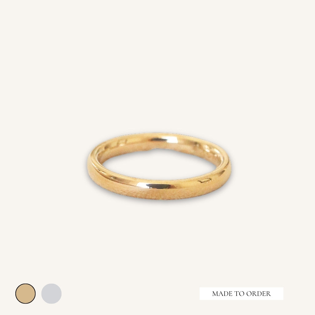 The Court Shape Wedding Band