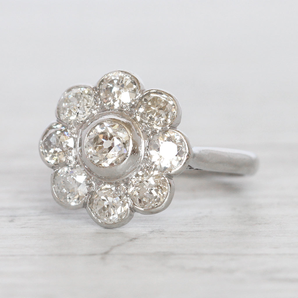 Art Deco 1.85 Carat Old Cut Diamond Daisy Cluster