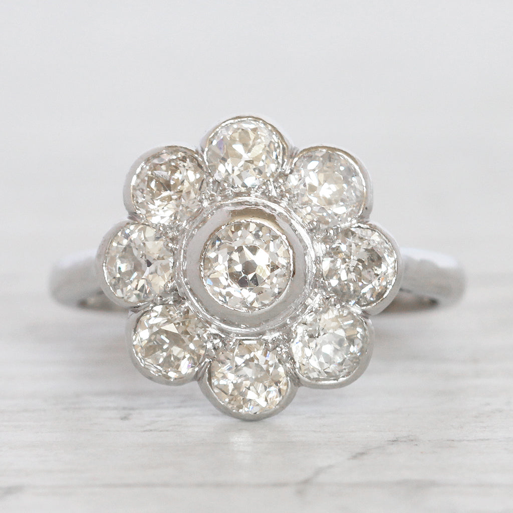 Art Deco 1.85 Carat Old Cut Diamond Daisy Cluster