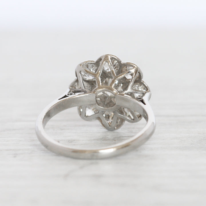 Art Deco 1.85 Carat Old Cut Diamond Daisy Cluster