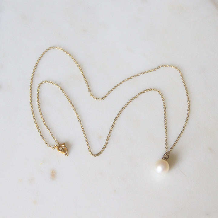 Vintage Pearl Pendant with Chain