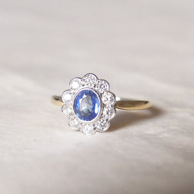 Vintage Style 0.60 Carat Cornflower Blue Sapphire and Diamond Cluster