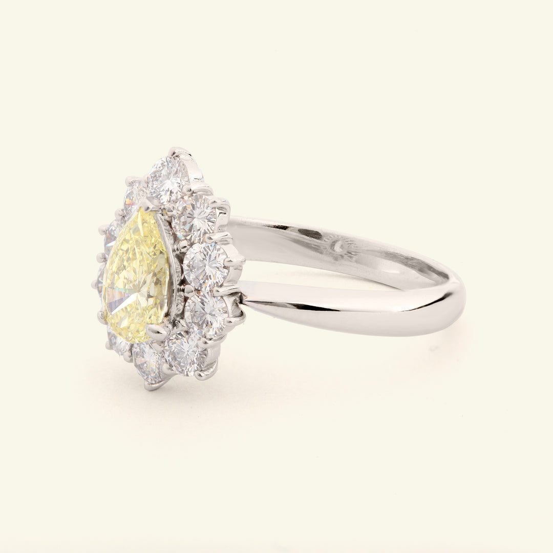 Vintage Style 1.57 Carat Yellow and White Diamond Pear Shape Cluster