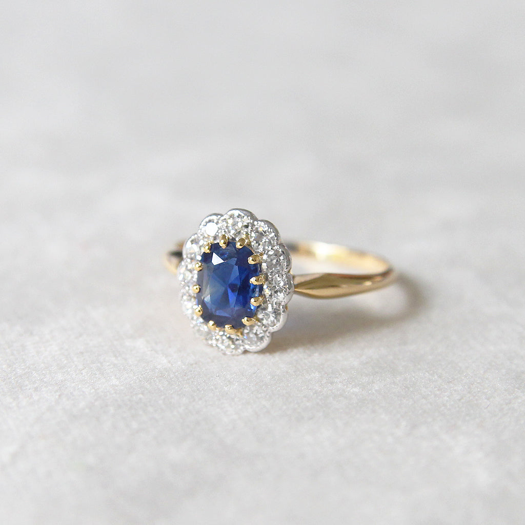 Edwardian 0.90 Carat Sapphire and Old Cut Diamond Cluster Ring