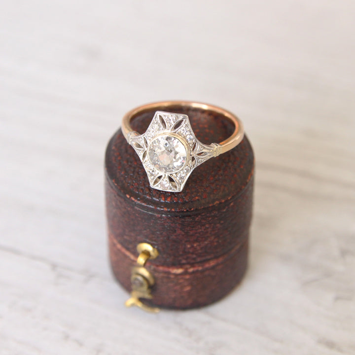 Belle Époque 0.83 Carat Old European Cut Diamond Panel Cluster