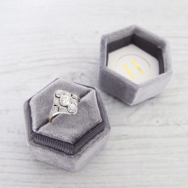 Art Deco 1.40 Carat Old European Cut Diamond Cluster Ring