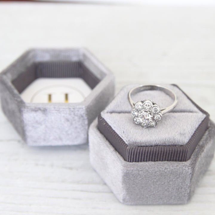 Vintage 0.78 Carat Brilliant Cut Diamond Daisy Cluster Ring