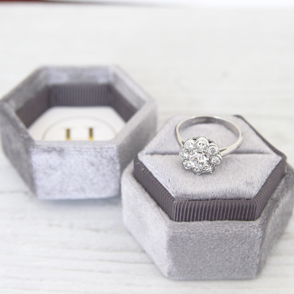 Vintage 0.78 Carat Brilliant Cut Diamond Daisy Cluster Ring