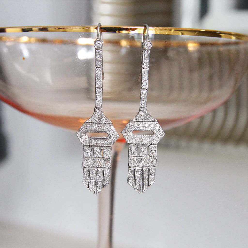 Art Deco 1.10 Carat Diamond Chandelier Drop Earrings
