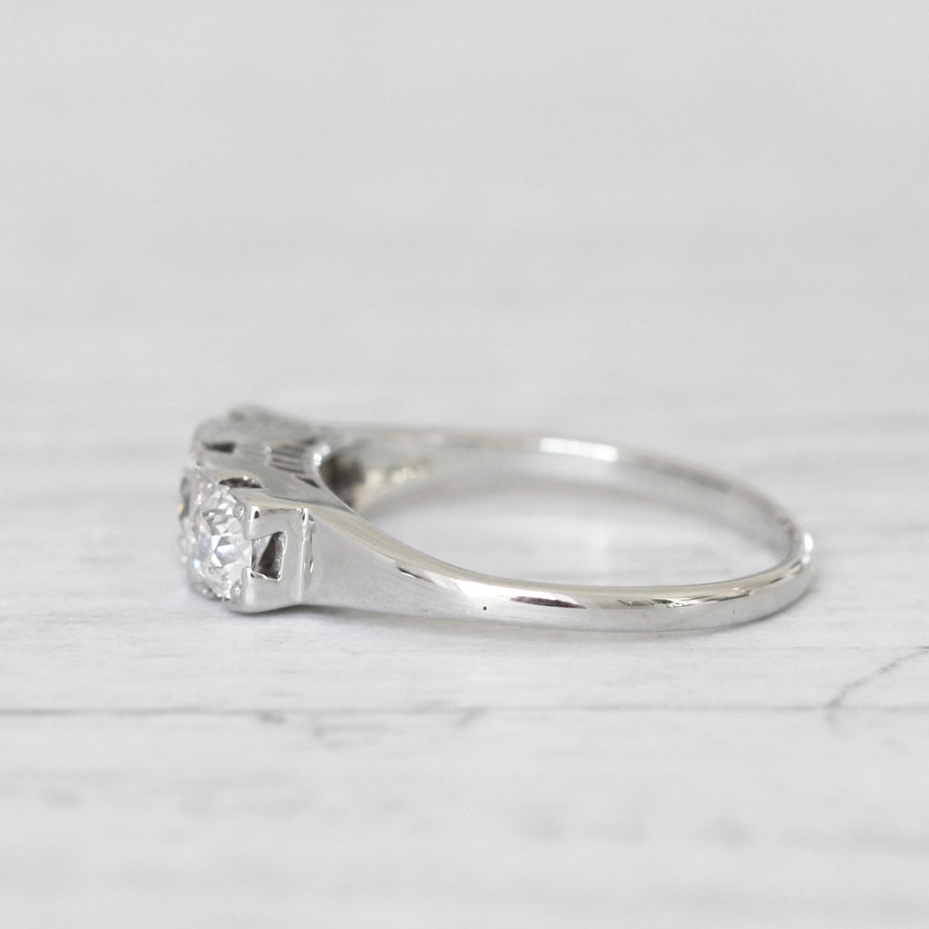 Art Deco 0.90 Carat Old European Cut Diamond Three Stone