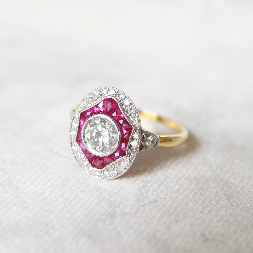 Art Deco Style 0.70 Carat Diamond and Calibré Cut Ruby Target Cluster