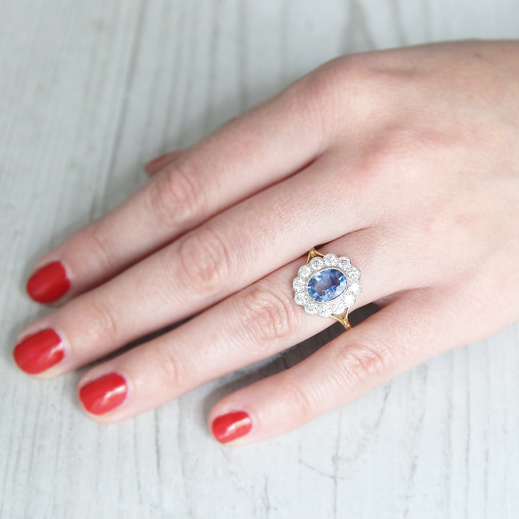 Edwardian Style 1.59 Carat Cornflower Blue Sapphire and Diamond Ring