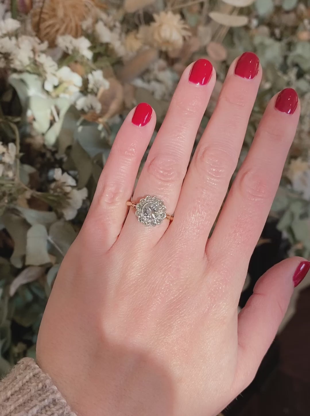 Vintage 1.43 Carat Brilliant Cut Diamond Daisy Cluster
