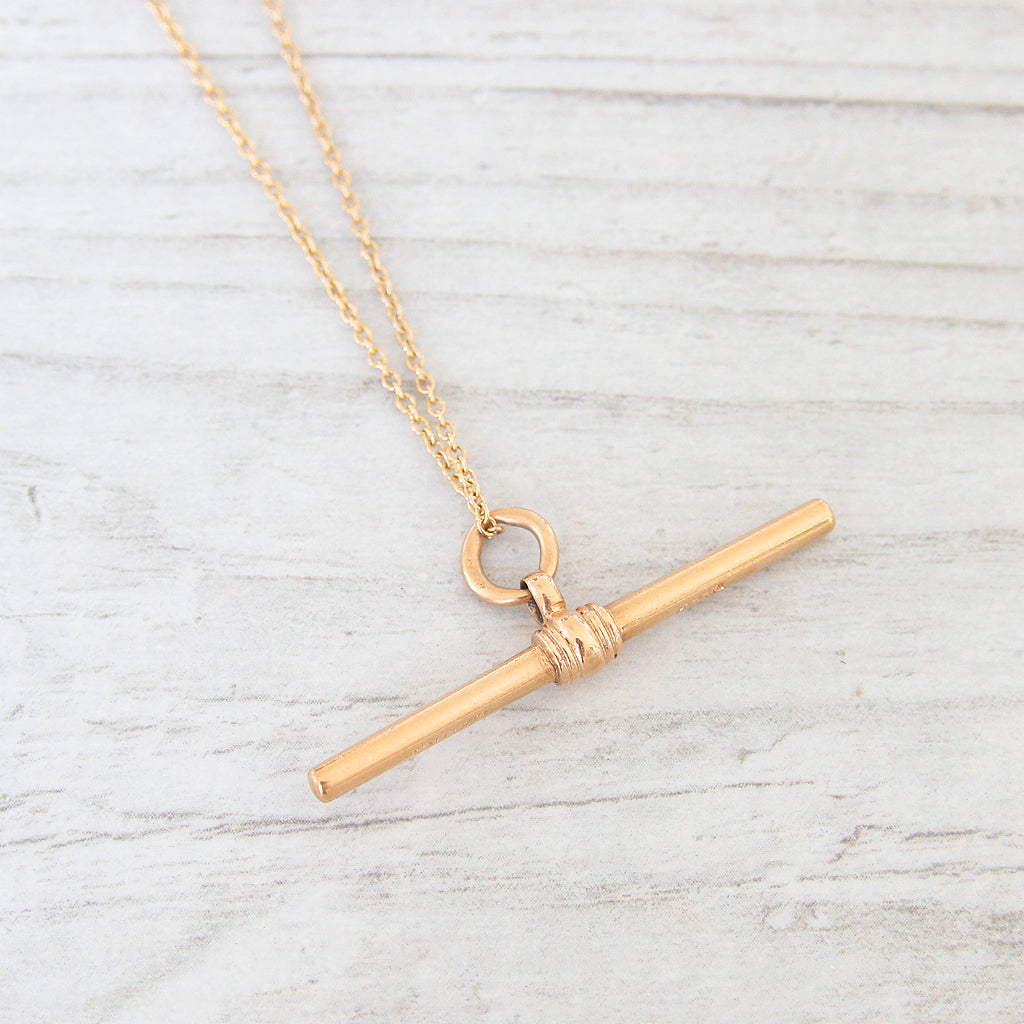 Victorian 9ct Gold T-Bar Pendant